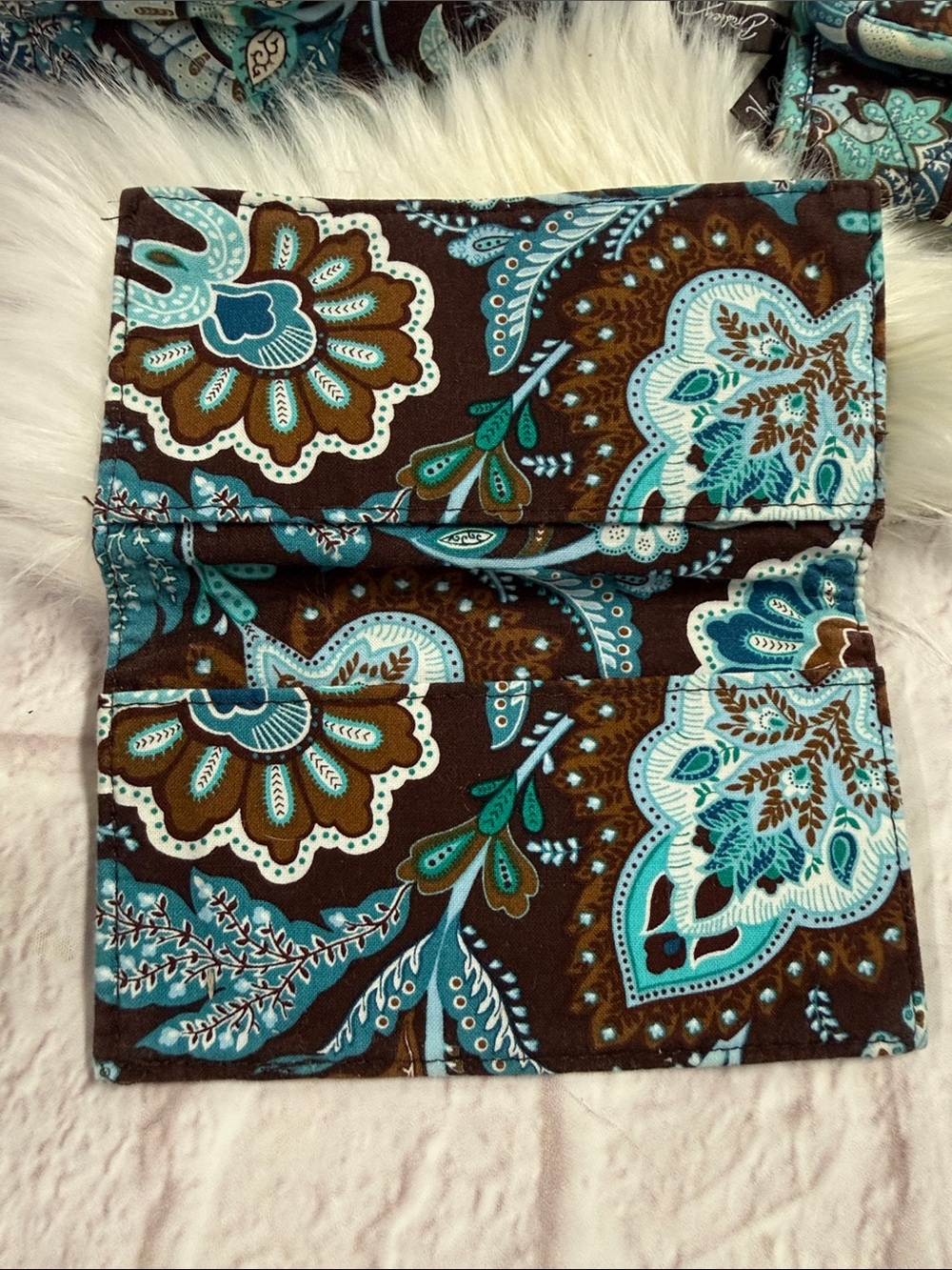 Vera Bradley Brown & Teal Quilted Paisley Crossbody with Matching Wallet - Picture 5 of 17